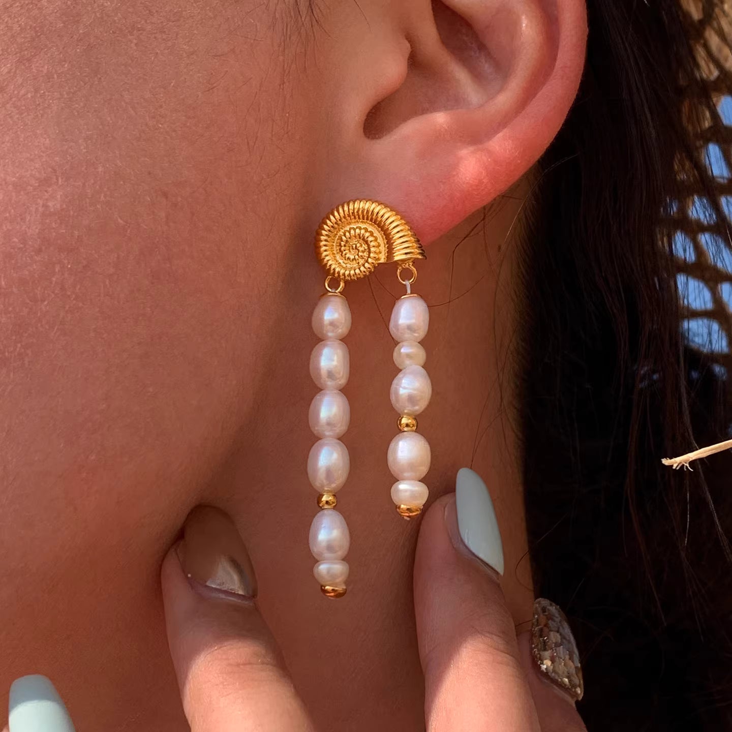 Vintage Ocean Pearl Shell Spiral Earrings